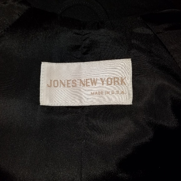 SOLD - Perfect black wool trenchcoat - Picture 7 of 7